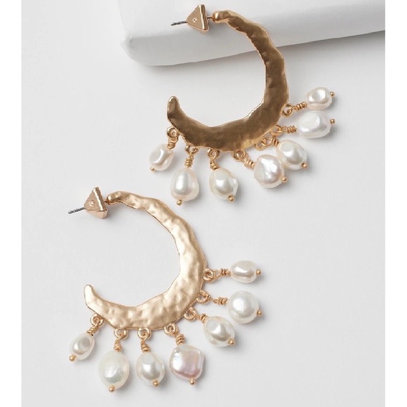 WHBM FRESHWATER PEARL DROP HOOP EARRINGS - Picture 1 of 3